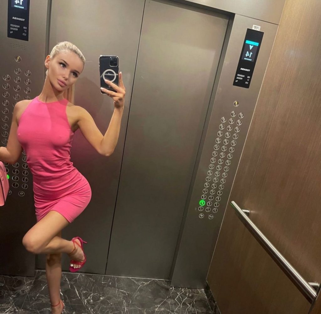 Ночной эскорт от Милена работает в Питере