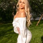 Ночной эскорт от Джули в Питере