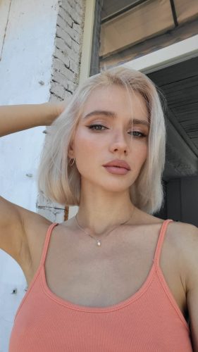 Лучшие эскорт услуги от Эвика работает в Питере