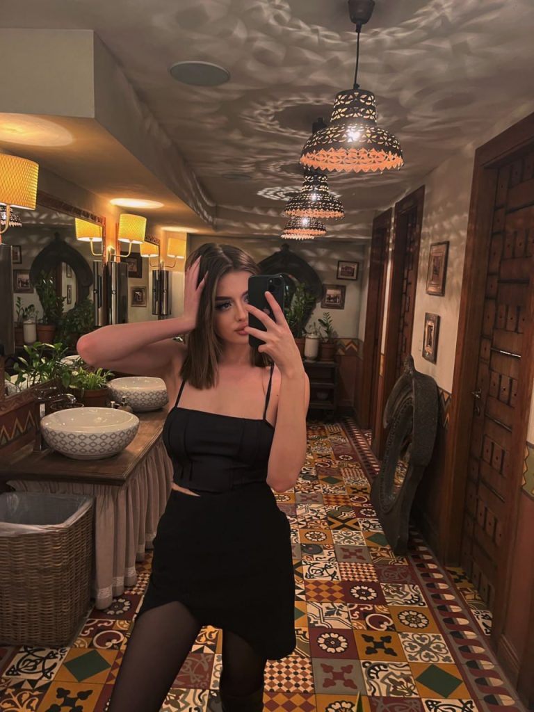 VIP эскорт от Анфиса в Питере