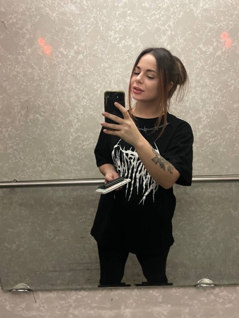 Ночной эскорт от Элла Питер