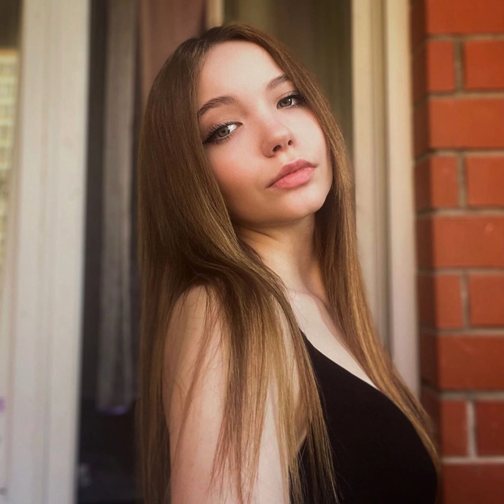 Лучшие эскорт услуги от Анита работает в Питере