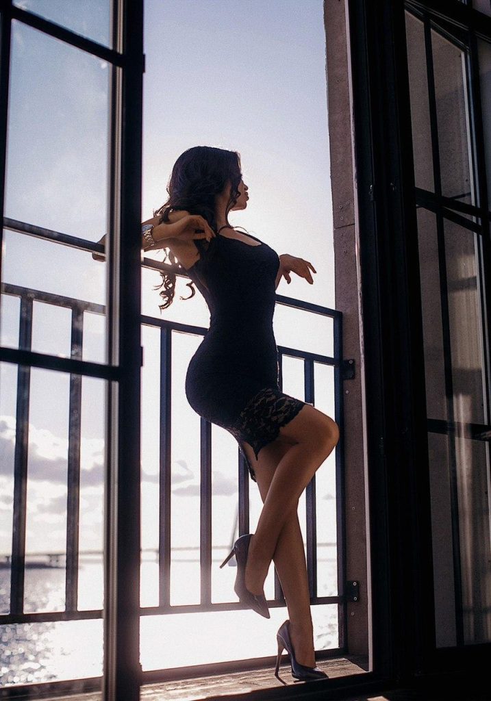 Лучшие эскорт услуги от Анна в Питере